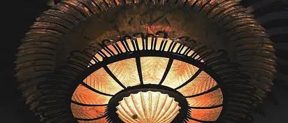 Jaki żyrandol do niskiego salonu – porady