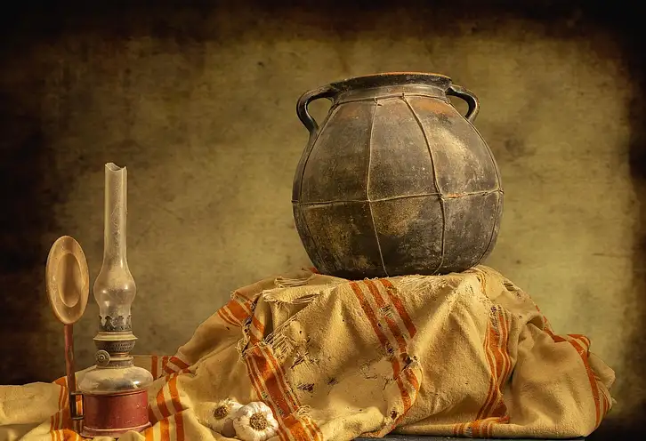 Jaki kolor światła nad stołem? Porady