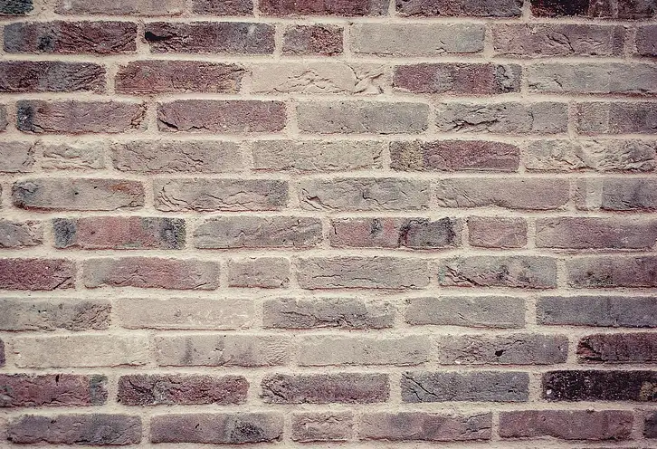 Co zamiast gładzi na ścianach? Praktyczne pomysły