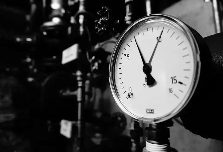 Kto wymyślił manometr? Odkryj historię