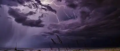 Jak podłączyć lampę z czujnikiem ruchu - poradnik