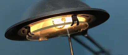 Jak ustawić lampkę? Kompletny przewodnik