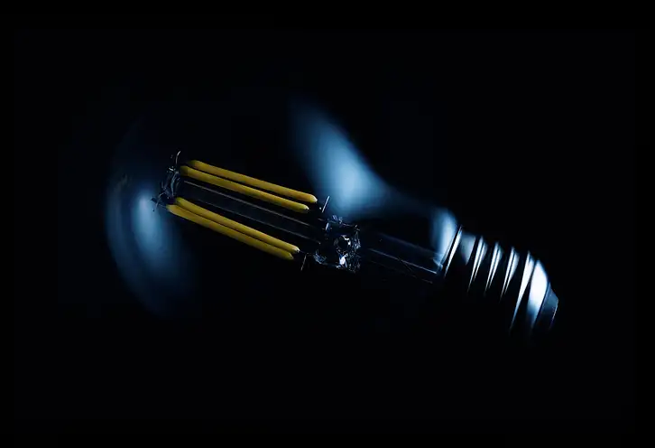 Jaka moc żarówki do lampy solnej? Poradnik