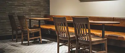 Co pod meble z palet? Porady i materiały