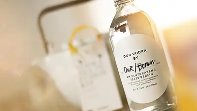 Ile ml to małpka? Poznaj standardowe pojemności alkoholu
