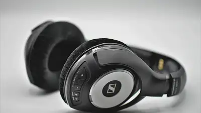 Słuchawki nauszne Bluetooth – najlepsze modele i porady 2025