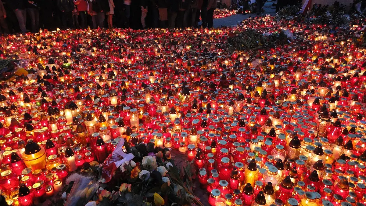 Wydatki na Wszystkich Świętych: Jak zaplanować budżet?